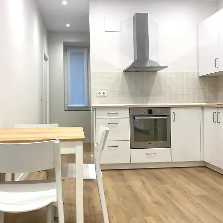 Precioso Junto A Casco Viejo * Bilbau